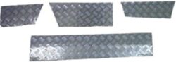 Discovery 1 Skirting Chequer Plate