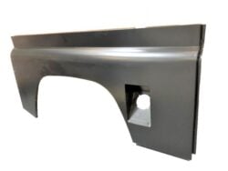 DEFENDER 90 Tdi REAR WING O/S (WITH FUEL FILLER)