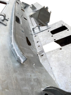 Land Rover Defender Early TD5 Bulkhead - Image 10