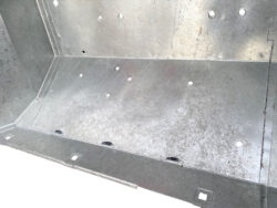 Land Rover Defender Early TD5 Bulkhead - Image 9