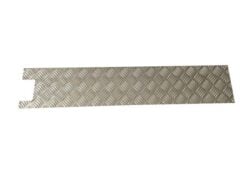 DEFENDER REAR DOOR BOTTOM CHEQUER PLATE STRIP