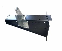 DEFENDER HI-CAP REAR BODY MOUNT N/S FRONT GALV - Image 2