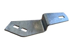 BULKHEAD TO CHASSIS BRACKET (N/S) 90/110/130 (LR033005)