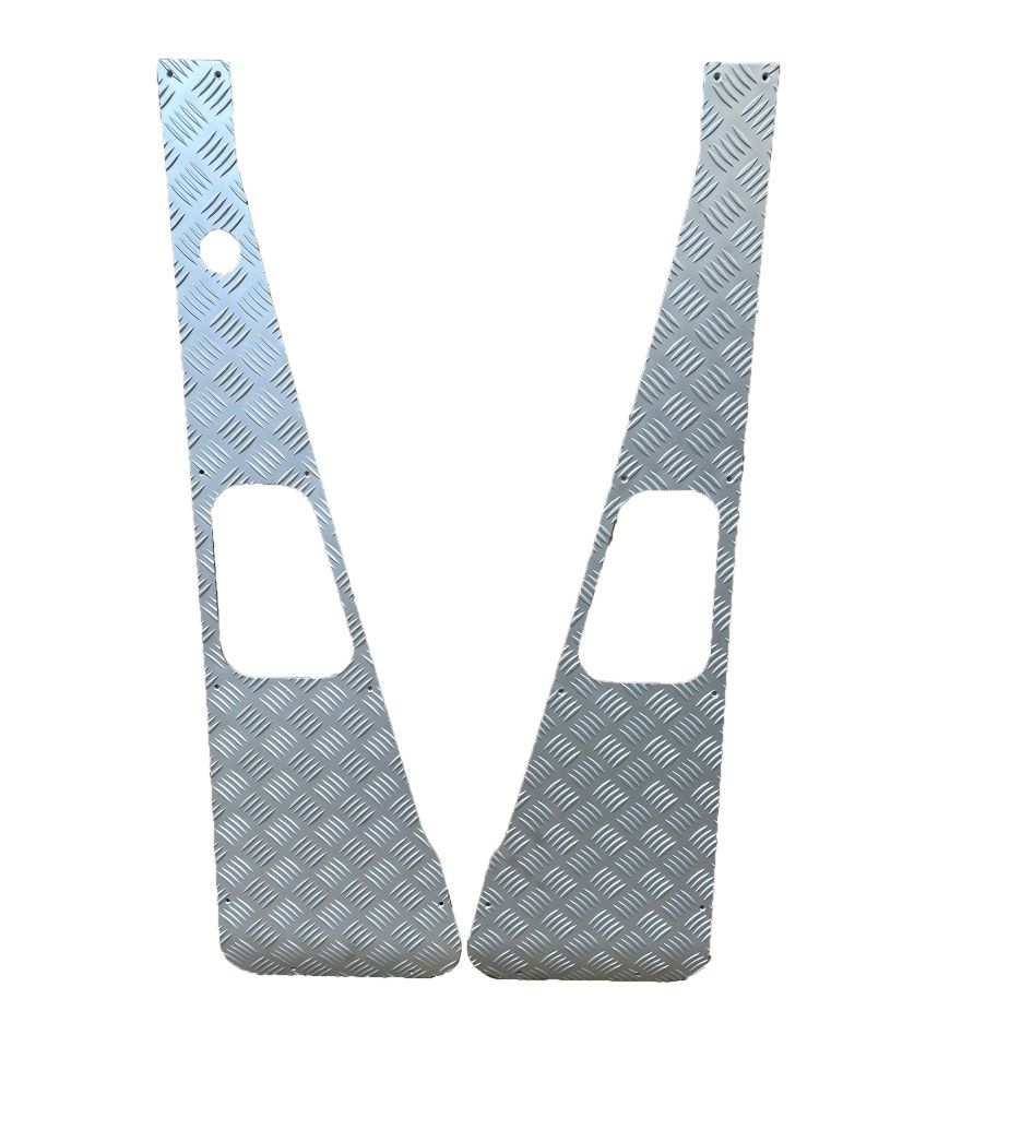 DEFENDER TDi WING TOP PROTECTORS WITH LARGE AIR INTAKE & AERIAL HOLE ...