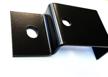 LOWER TRIM BRACKET FOR DEFENDER 90 MXC3277