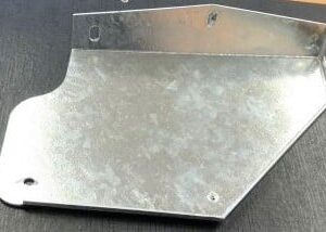 Discovery 2 Front Mudflap Bracket O/S (R/H) Galvanised