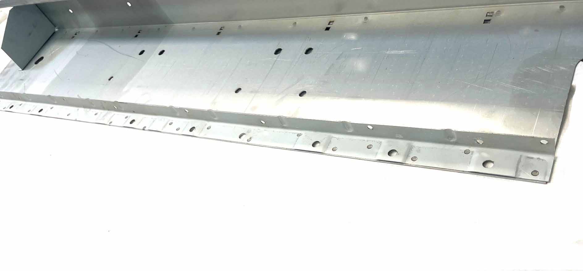 L/H Range Rover Classic 4 Door Full Sill (1981 - 1996) - Image 3