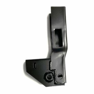 L/H Door Pillar Bottom Brkt Series 2,2A,3 Defender