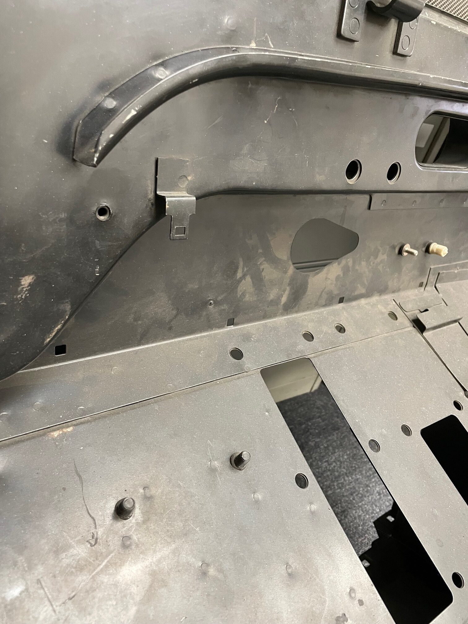 Td5 Wing Wiring Harness Spade Clip (Square Hole) - Image 2
