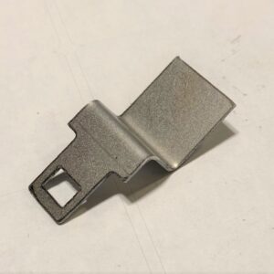 Td5 Wing Wiring Harness Spade Clip (Square Hole)